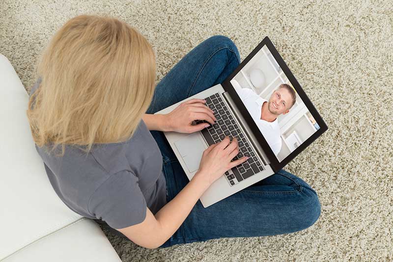 Divorce Rates Are Higher for Couples Meeting Online